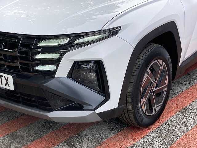 Hyundai TUCSON 1.6T Hybrid Advance 5dr Auto White