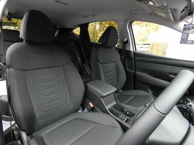 Hyundai TUCSON 1.6T Advance 5dr