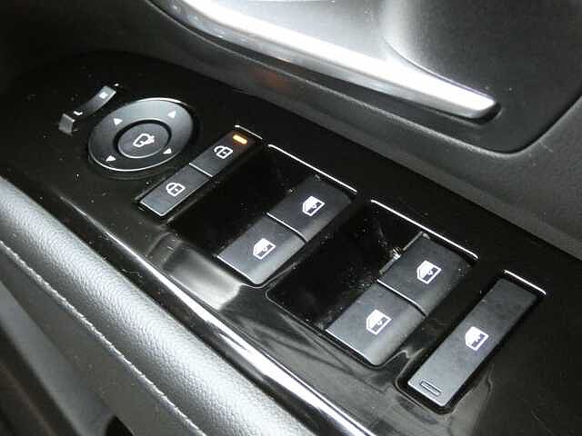 Hyundai TUCSON 1.6T Premium 5dr