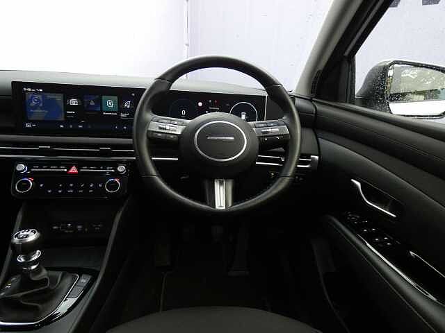 Hyundai TUCSON 1.6T Premium 5dr
