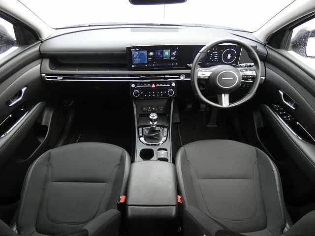 Hyundai TUCSON 1.6T Premium 5dr