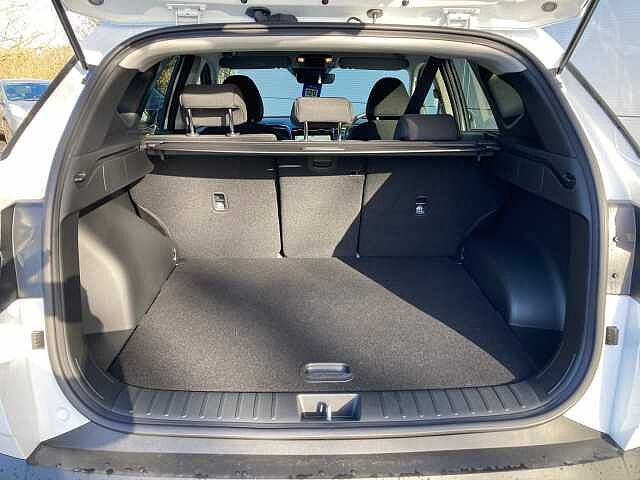 Hyundai TUCSON 1.6 TGDi Hybrid 230 SE Connect 5dr 2WD Auto White