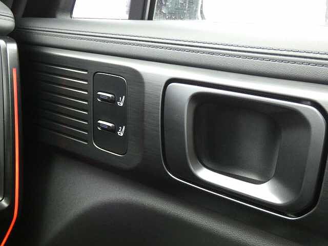 Hyundai SANTA FE 1.6 TGDi Hybrid Calligraphy 5dr 4WD Auto