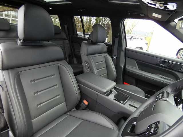 Hyundai SANTA FE 1.6 TGDi Hybrid Calligraphy 5dr 4WD Auto