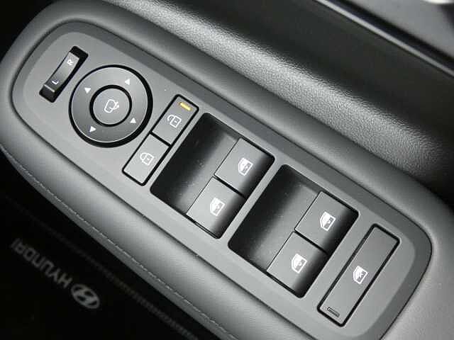 Hyundai SANTA FE 1.6 TGDi Hybrid Calligraphy 5dr 4WD Auto