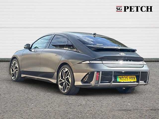 Hyundai IONIQ 6 239kW Premium 77kWh 4dr AWD Auto