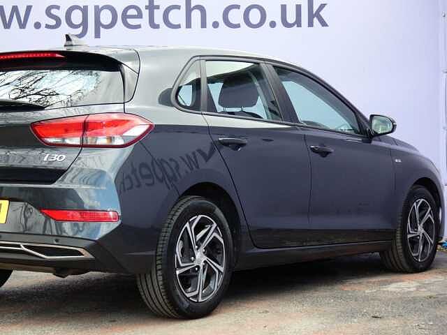 Hyundai i30 1.0T GDi SE Connect 5dr