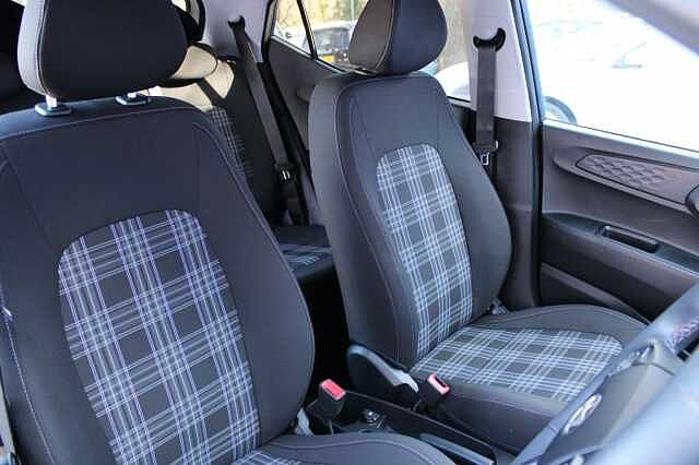 Hyundai i10 1.0 [63] Premium 5dr Auto [Nav]