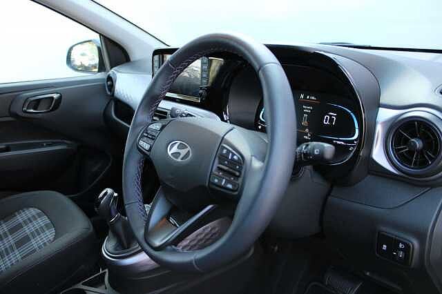 Hyundai i10 1.0 [63] Premium 5dr Auto [Nav]