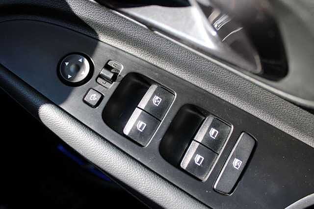 Hyundai i20 1.0T GDi 48V MHD Premium 5dr