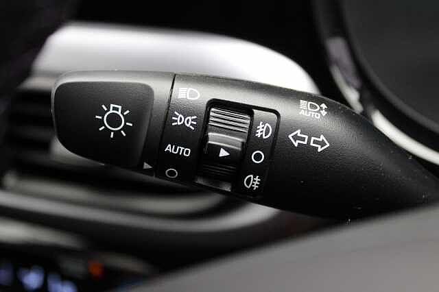 Hyundai i10 1.2 [79] Premium 5dr Auto [Nav]