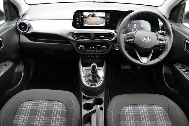 Hyundai i10 1.2 [79] Premium 5dr Auto [Nav]