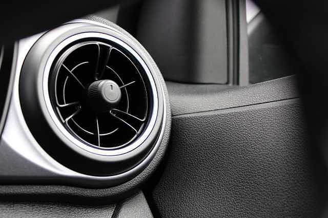 Hyundai i10 1.2 [79] Premium 5dr Auto [Nav]