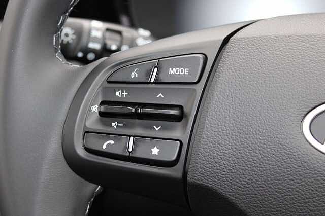 Hyundai i10 1.0 [63] Advance 5dr Auto [Nav]