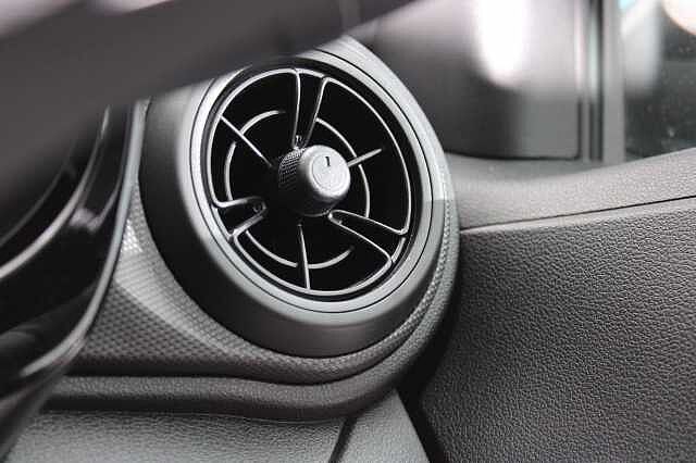 Hyundai i10 1.2 MPi SE Connect 5dr