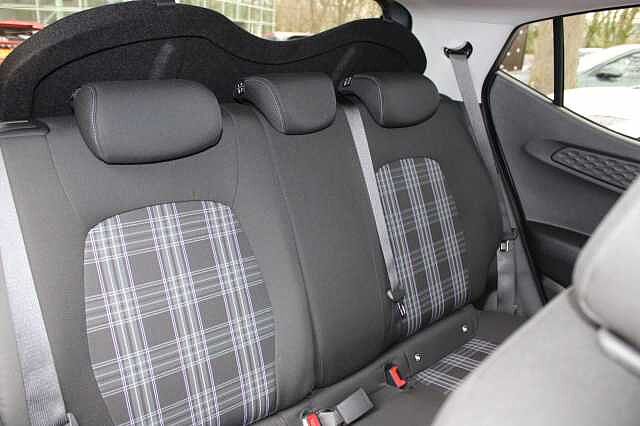 Hyundai i10 1.2 [79] Premium 5dr Auto [Nav]