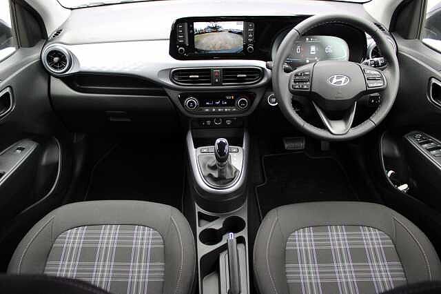 Hyundai i10 1.2 [79] Premium 5dr Auto [Nav]