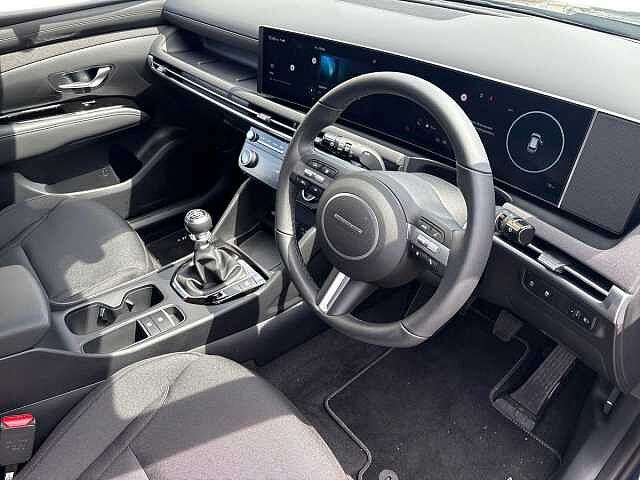 Hyundai TUCSON 1.6T Advance 5dr