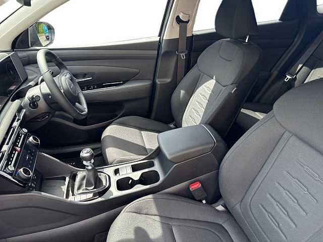 Hyundai TUCSON 1.6T Advance 5dr