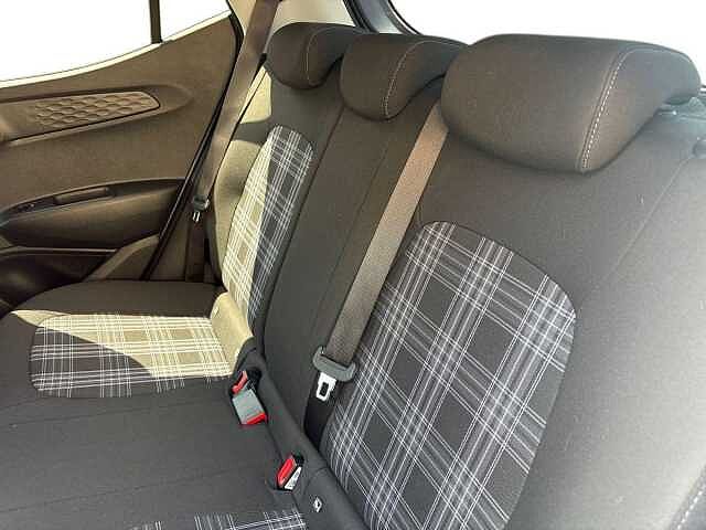 Hyundai i10 1.2 [79] Premium 5dr [Nav]
