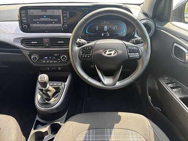 Hyundai i10 1.2 [79] Premium 5dr [Nav]