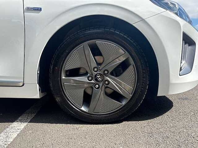 Hyundai IONIQ 1.6 GDi Hybrid Premium SE 5dr DCT