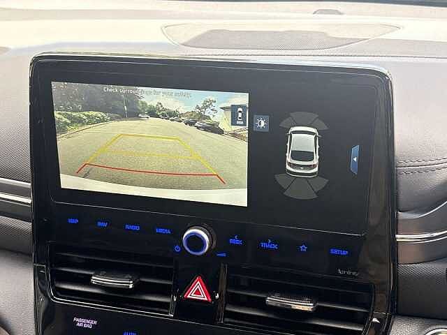 Hyundai IONIQ 1.6 GDi Hybrid Premium SE 5dr DCT