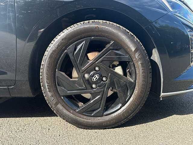 Hyundai i20 1.0T GDi 90 Black Line 5dr