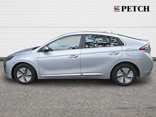 Hyundai IONIQ 1.6 GDi Hybrid Premium 5dr DCT