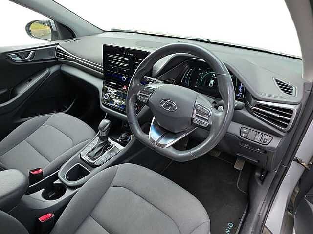 Hyundai IONIQ 1.6 GDi Hybrid Premium 5dr DCT